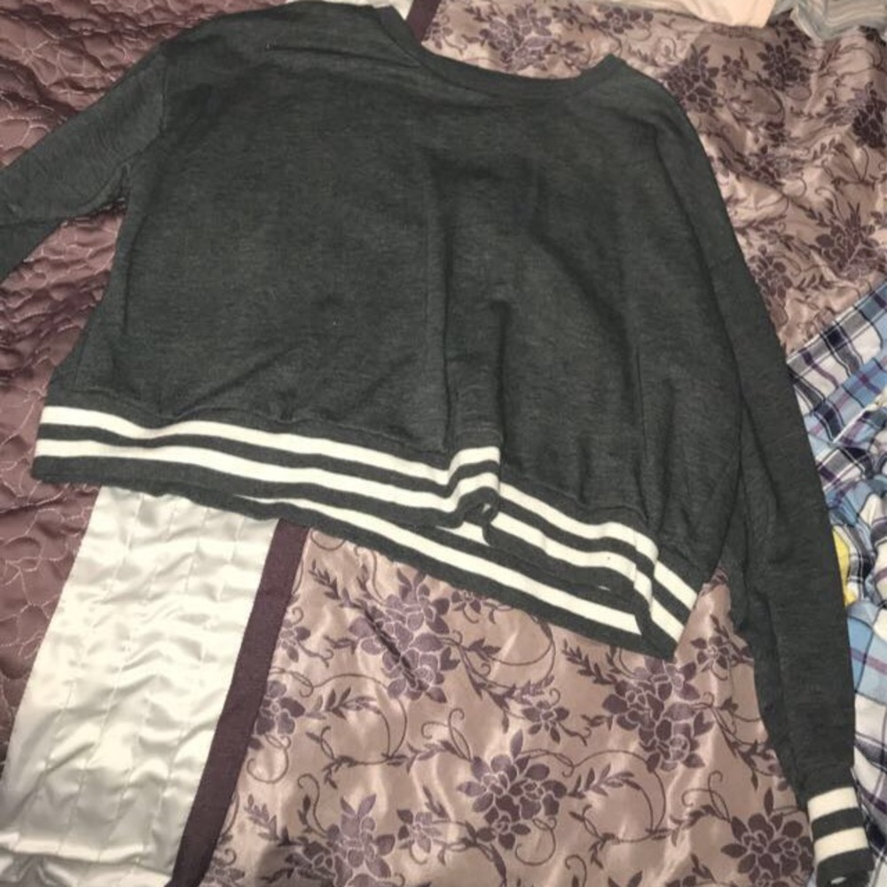 Oversized crop top